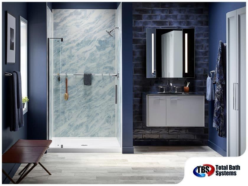 luxurious bathroom tiles